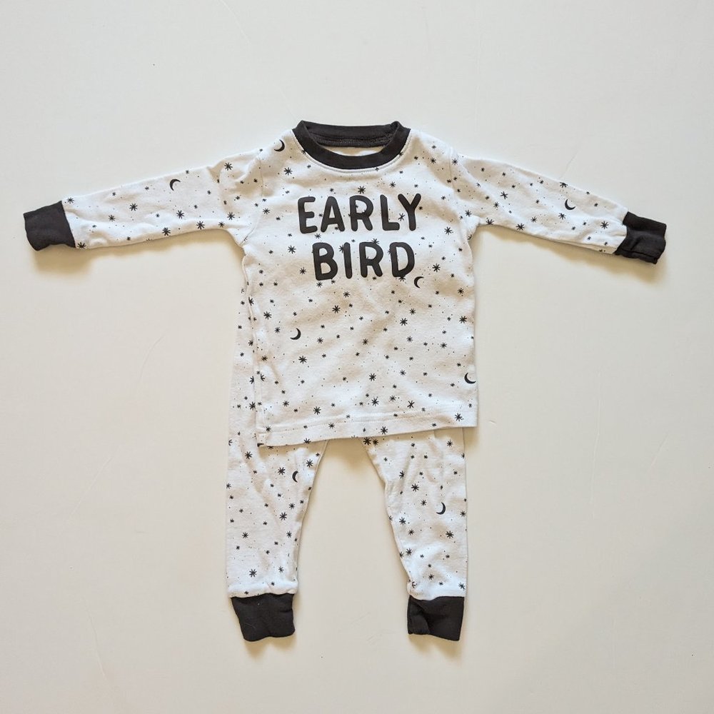 Carter's Early Bird pajama set size 12 months EUC